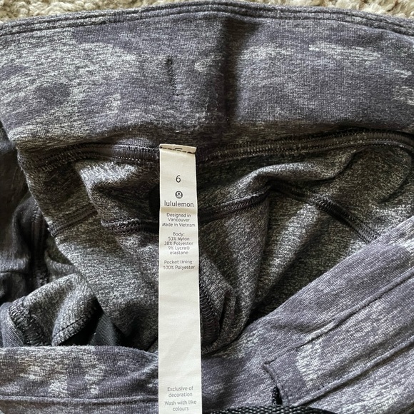 Lululemon Ready to rulu - Picture 3 of 3